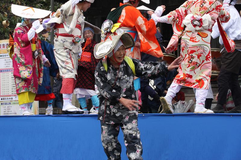 ９０才の踊り