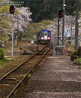 夕暮れの鉄路