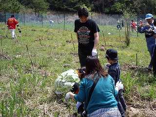 植樹活動