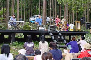 おっ滝の森ライブの写真