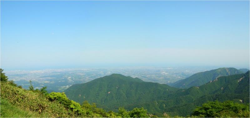 御在所岳から伊勢湾を望む