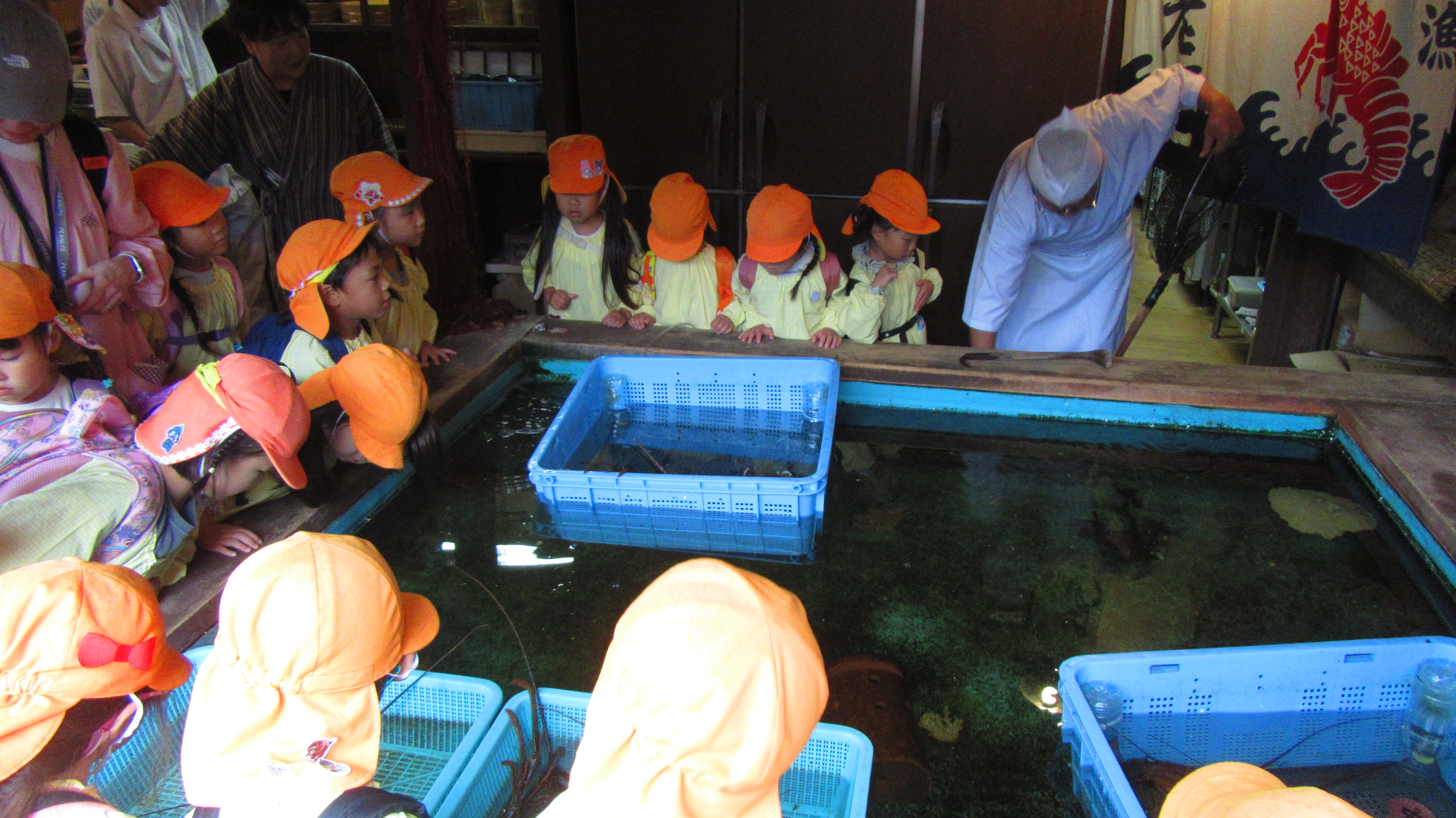 1グループに複数の画像を表示2